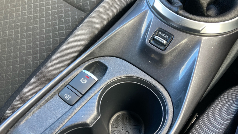 Nissan Juke 1.0 DiG-T 114 N-Connecta 5dr Petrol Hatchback